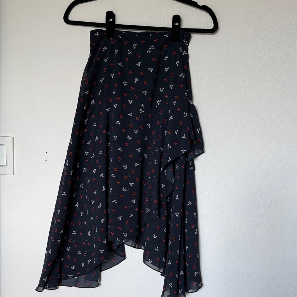 H&M Navy Asymmetrical Floral Ruffle Skirt with Red & White Print